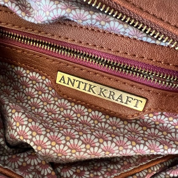 Antik Kraft Tote Style Handbags, Vegan Leather Pre Loved - Picture 7 of 10